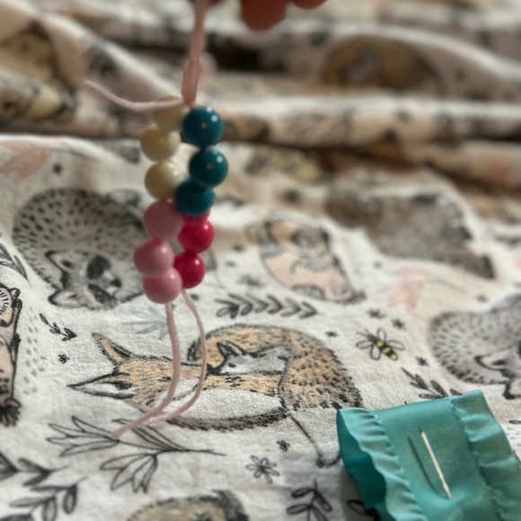 $5 Custom Keychains Support Leira - Picture 4 of 8